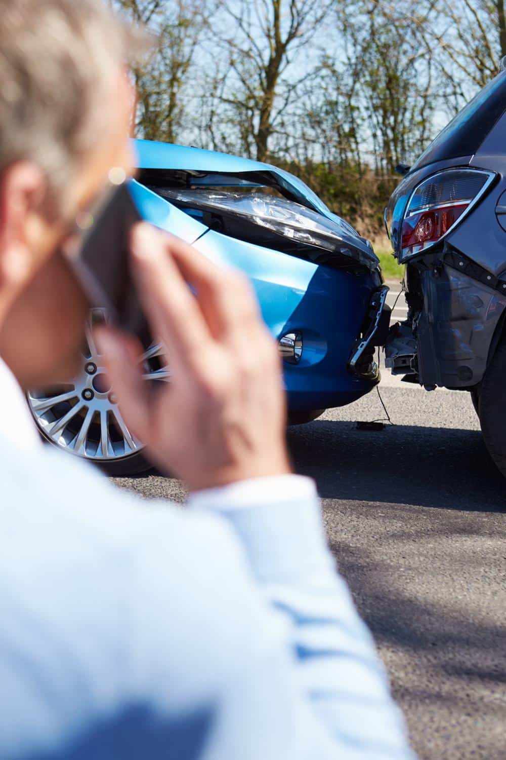 car-accident-lawyers-lowell-ma image of a car accident between two vehicles, Lowell, MA